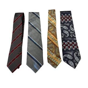 Oscar de la Renta, Geoffrey Beene, Oleg Cassini & Wembley tie bundle